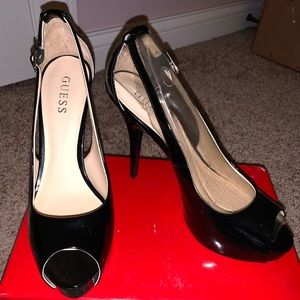 GUESS high heels